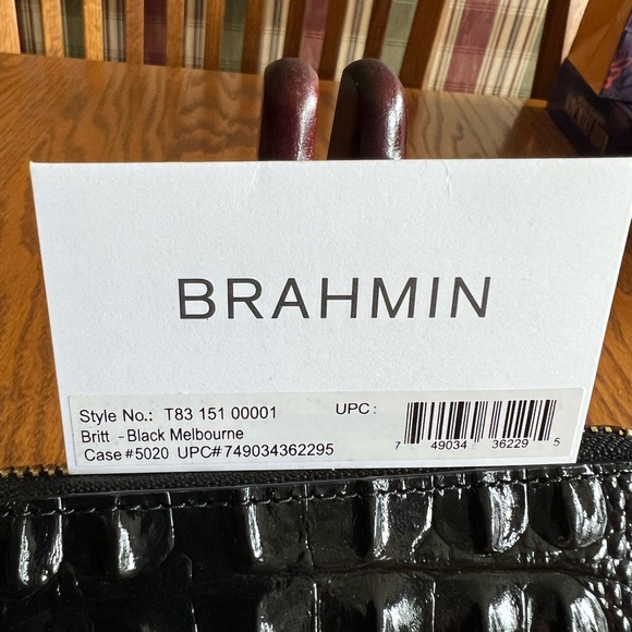 Brahmin Black Britt Melbourne Croc-Embossed Pouch / case. NEW condition - Picture 2 of 8